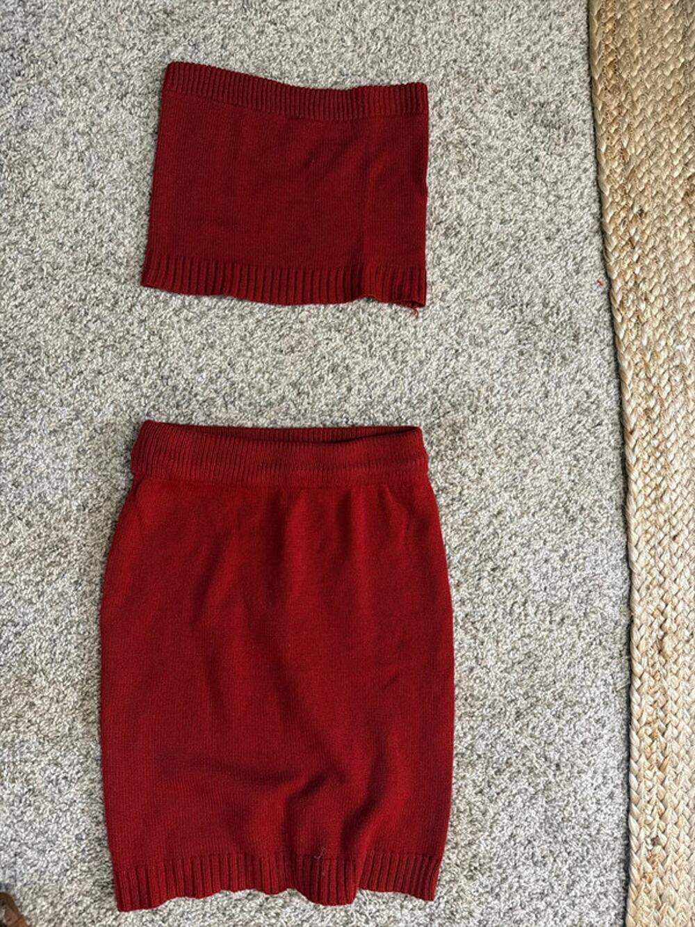 3 for $9 Two piece sweater set bandeau top and skirt XS 2903